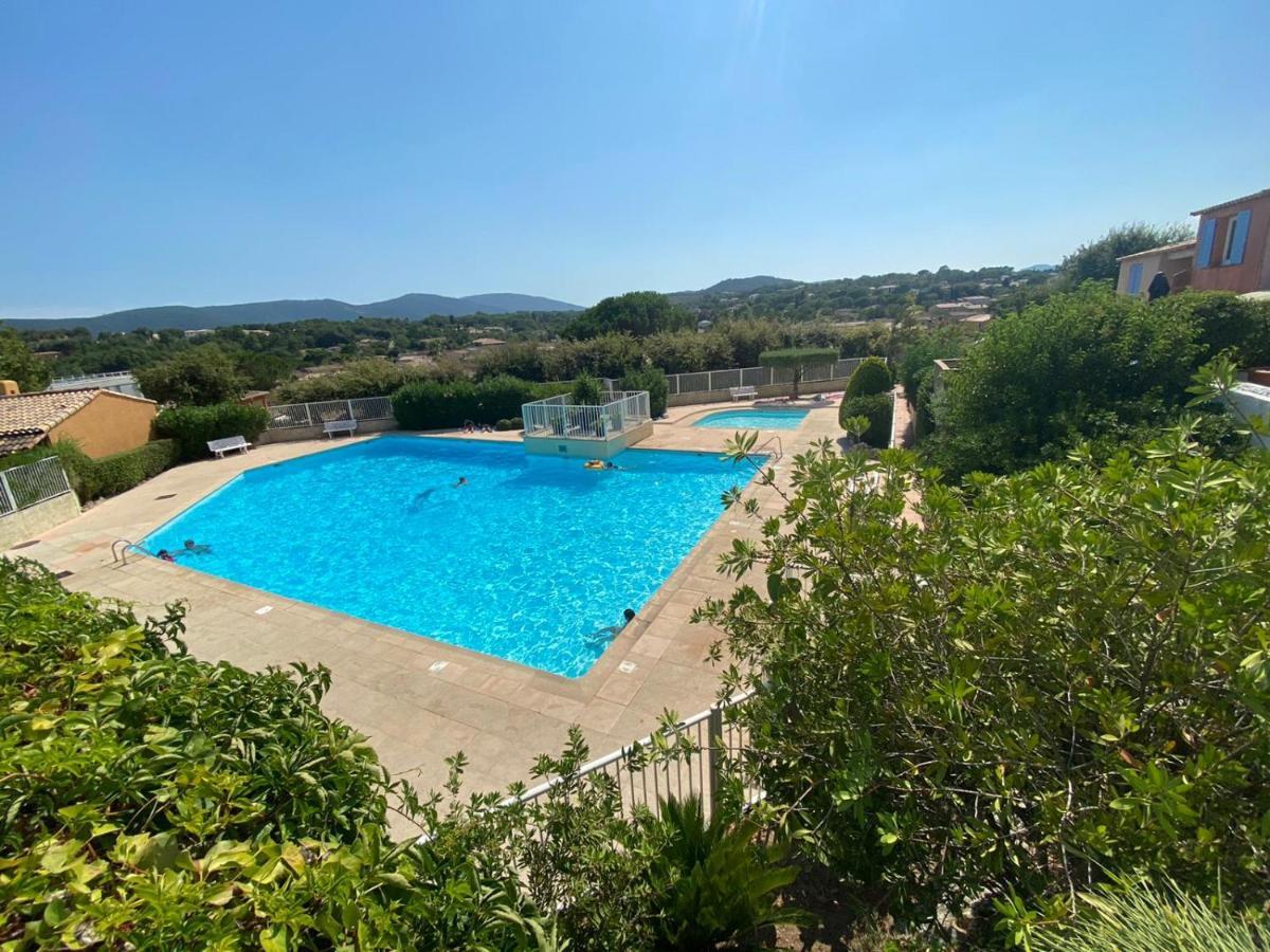 Mazet Dans Residence Avec Piscine Au Coeur Du Golfe De Saint-Tropez Cogolin Bagian luar foto