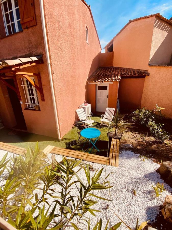 Mazet Dans Residence Avec Piscine Au Coeur Du Golfe De Saint-Tropez Cogolin Bagian luar foto